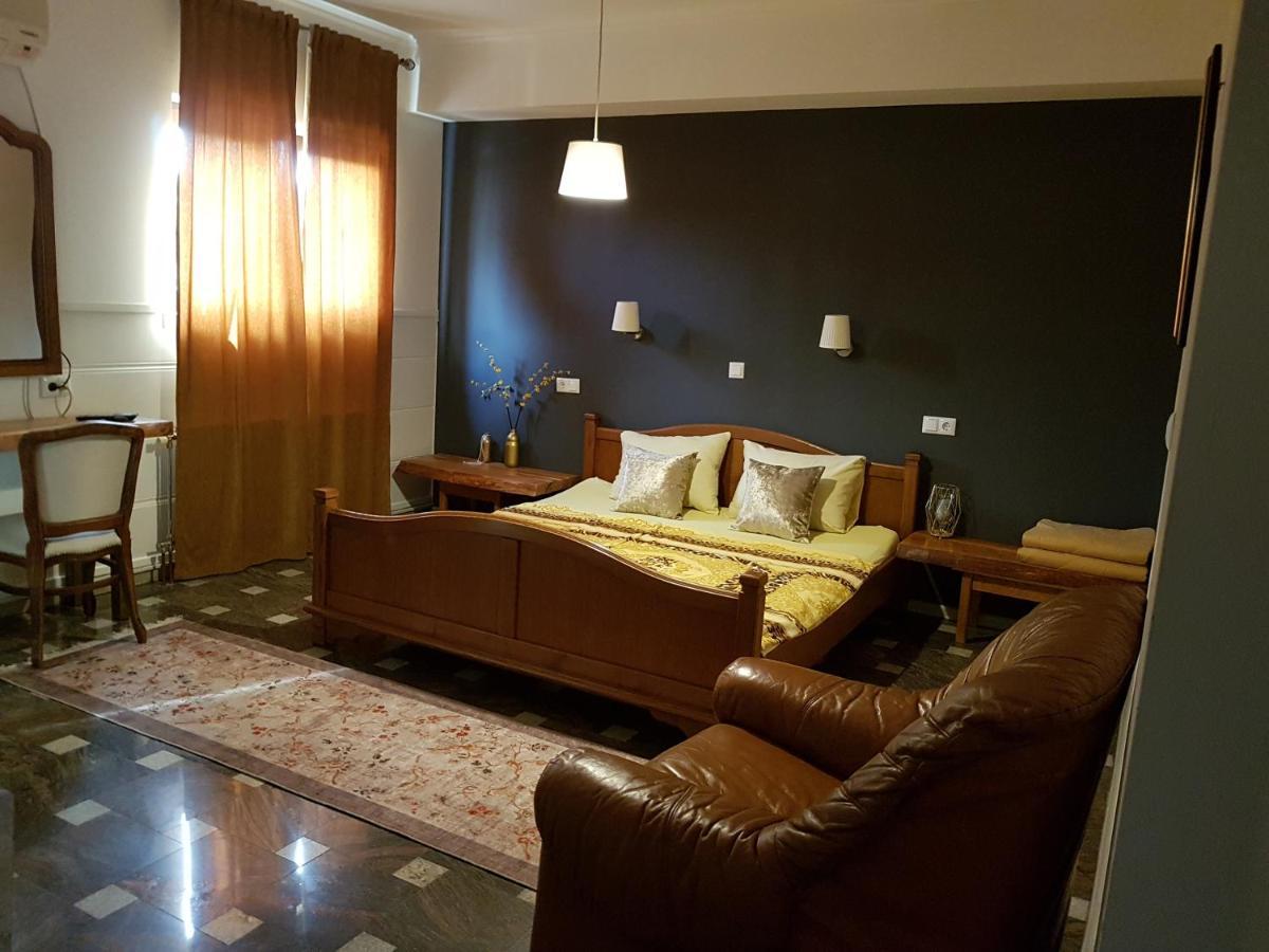 Hostel Mornar Velika Kladusa Exteriér fotografie